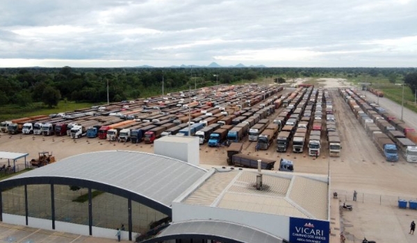 Do alto, pátio cheio ‘entrega’ força da economia de MS e projeção de crescimento