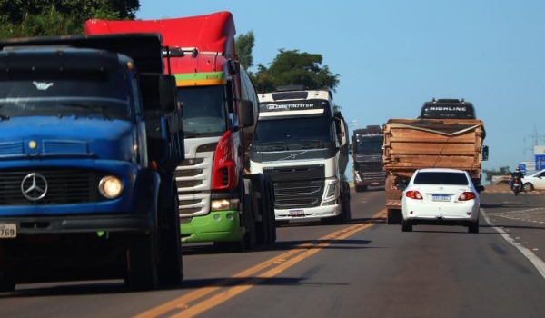 Voucher Transportador: sancionada lei que beneficiará mil motoristas com qualificação e custeio de habilitações