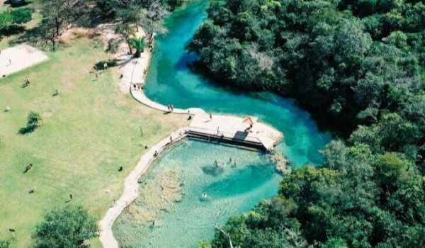 Cuidados muito além de preços de passagens e hospedagens