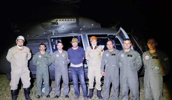 Funcionária de Almir Sater passa mal e é resgatada por helicóptero do Exército