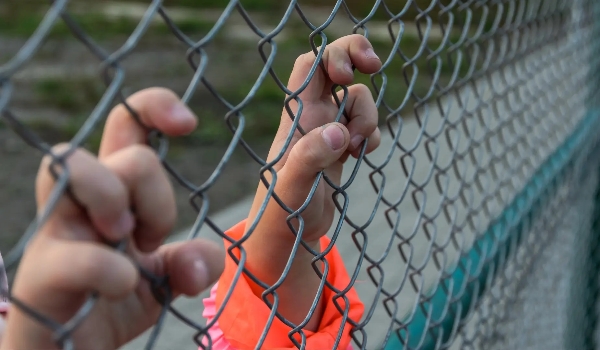 Três dias de terror: avô tenta estuprar e matar a tiros menina de 14 anos em MS