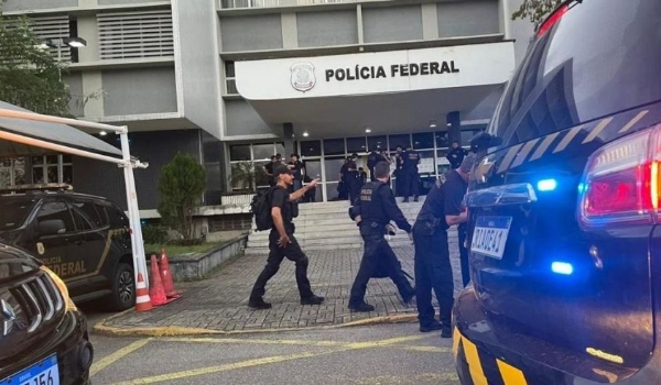 PF faz operações em 5 estados contra brasileiros suspeitos de R$ 19 milhões em fraudes no exterior