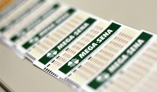 Mega-Sena pode pagar até R$ 45 milhões nesta semana