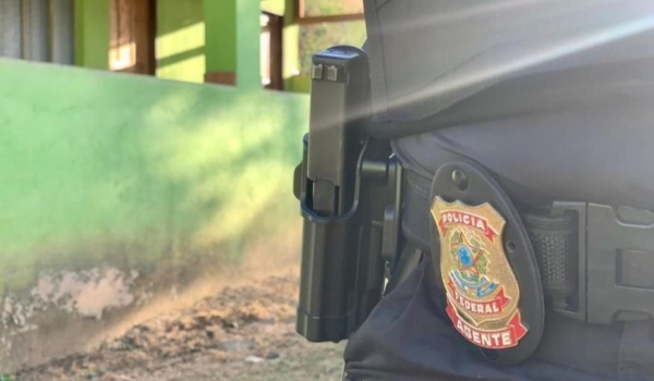 Operação da PF mira grupo do Paraguai que vende cigarros e remédios contrabandeados na Bahia