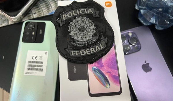 PF descobre esquema de desvios de aparelhos da Receita Federal e itens apreendidos