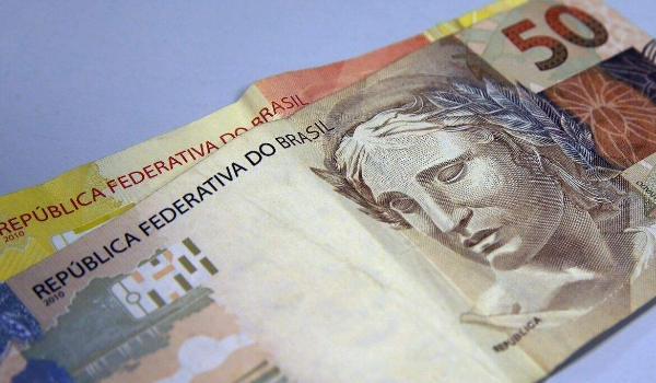Caixa começa a pagar Bolsa Família com novo adicional de R$ 50