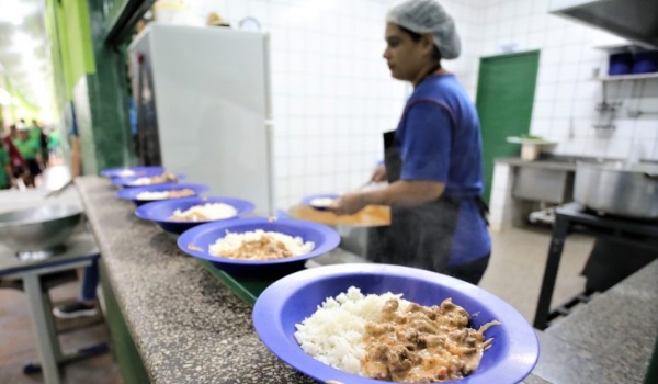Educação abre inscrições para seleção de agentes de limpeza e merenda