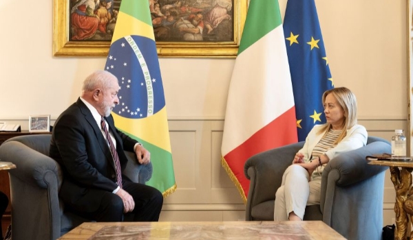 Lula faz elogios a primeira-ministra de extrema-direita da Itália: “Fiquei bem impressionado”