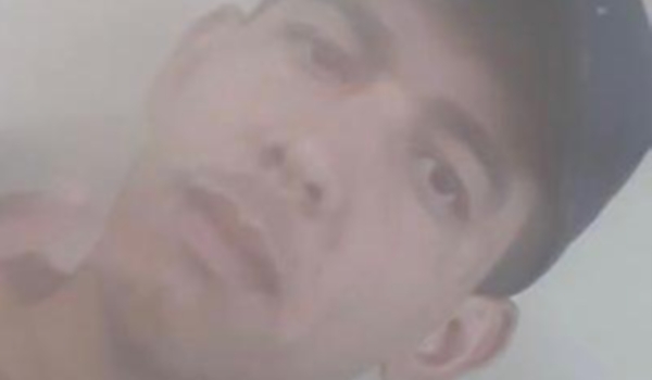 Rapaz tenta matar desafeto, mas acaba assassinado com facada pelo pai dele