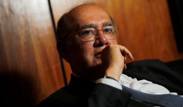 Quadrilhas digitais inviabilizam qualquer debate, diz Gilmar Mendes