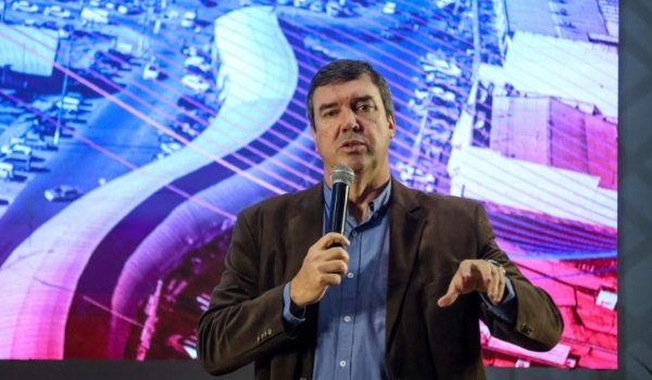 Casos de sucesso em MS serão apresentados pelo Governador em fórum empresarial nacional