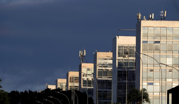 Contas públicas registram saldo negativo de R$ 50,2 bilhões em maio, diz BC