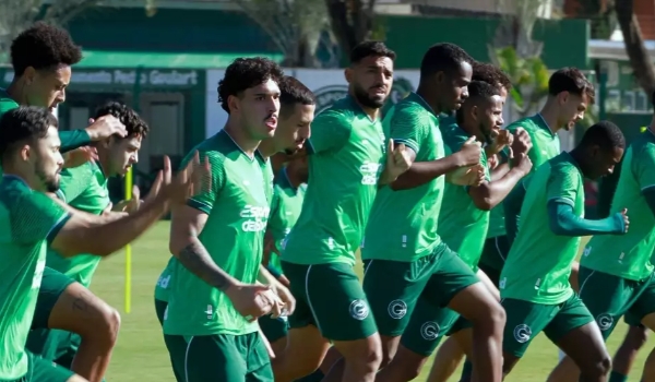 Confronto entre Goiás x Coritiba fecha rodada do Brasileirão nesta noite