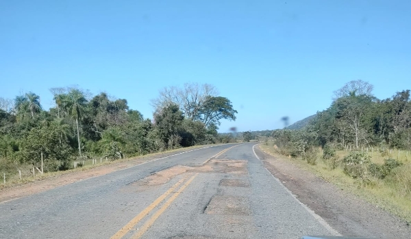 Estrada que liga Caracol a Porto Murtinho segue causando prejuízos e acidentes
