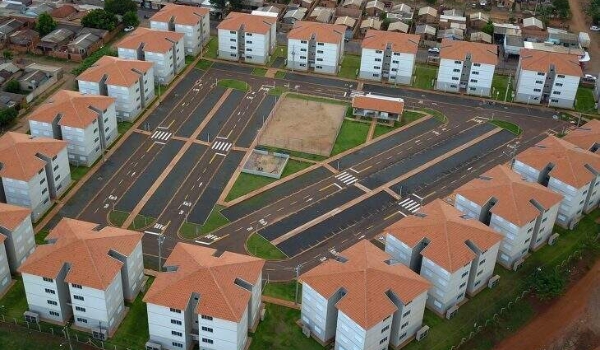 Governo firma parceria com 27 construtoras para subsidiar casa própria