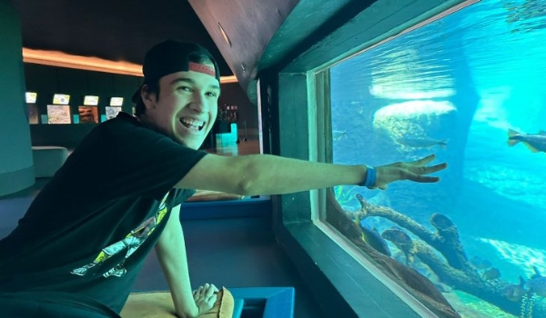 Família faz viagem de 20 horas para realizar sonho de filho autista de conhecer Bioparque Pantanal