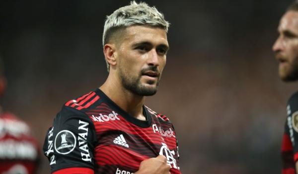 Al-Nassr, de Cristiano Ronaldo, faz proposta por Arrascaeta, do Flamengo