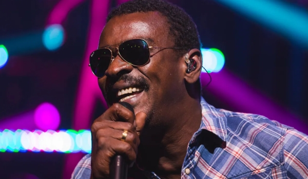 Vai dar samba: show de Seu Jorge é confirmado em Campo Grande