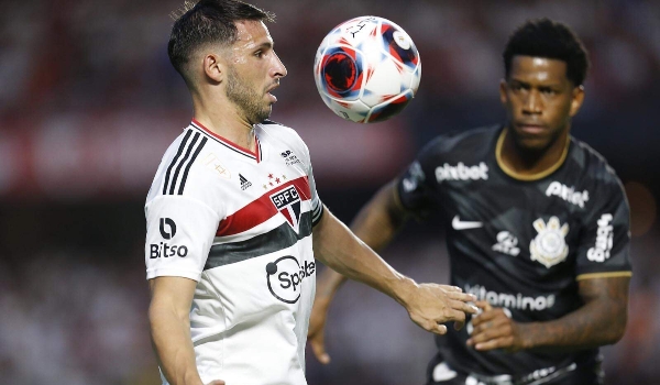 Corinthians e São Paulo abrem disputa por vaga na final da Copa do Brasil