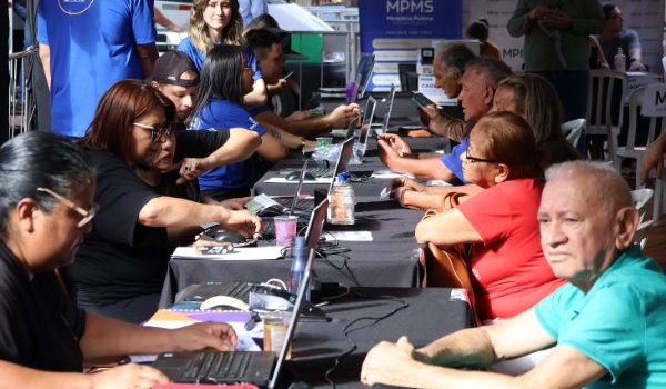 Mutirão do Renegocia! atende mais de 400 consumidores em Campo Grande