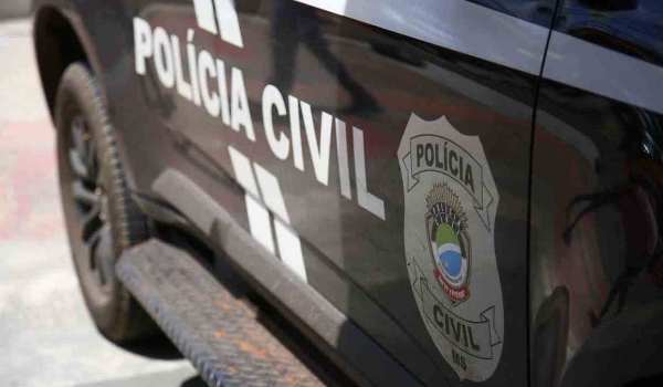 Por ciúmes, homem tenta matar colega de trabalho a facadas em Amambai