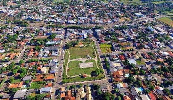 Idoso perde controle de camionete, bate em barranco e morre na BR-060 em Jardim