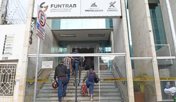 Com 1,6 mil vagas, Funtrab participa da Feira de Empregos e Carreiras na Capital  