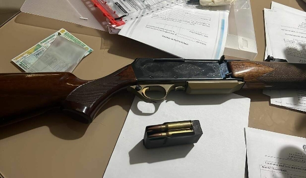 PF cumpre mandados de busca e de prisão em operação contra tráfico de armas