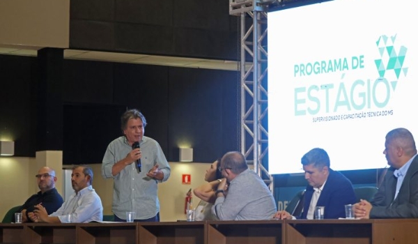 Governo recepciona nova turma de estagiários que vai trabalhar nas repartições estaduais