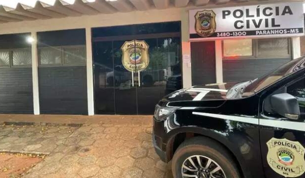 Homem é assassinado com tiro no peito em frente de casa