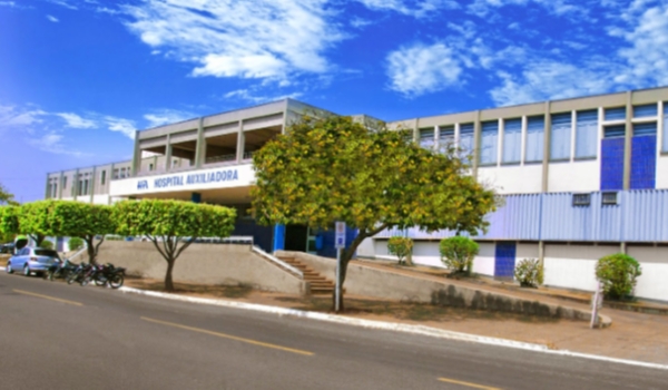 Trabalhador morre após cair de escada em empresa de construção civil