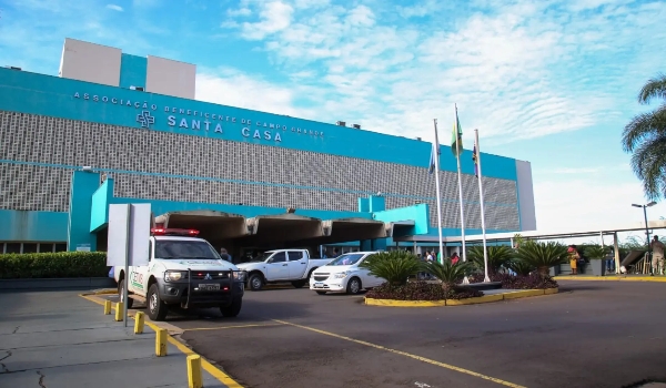 Jovem é socorrido com corte na cabeça após apanhar do patrão em Ribas do Rio Pardo