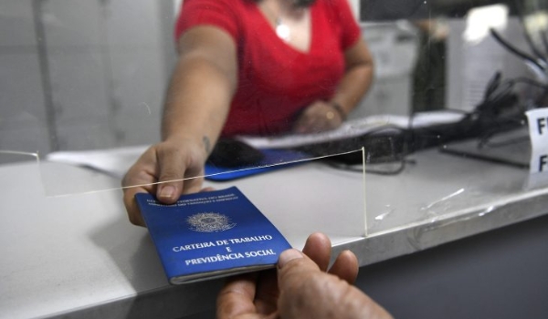 Funtrab oferece 4.551 vagas de emprego em diversos setores da economia