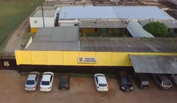 Detento morre após colega despencar de rede pendurada na cela