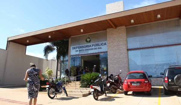 Defensoria Pública abre concurso com salário de até R$ 5,4 mil