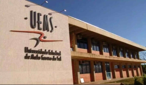 Migrantes e refugiados já podem se inscrever em cursos de graduação da UEMS