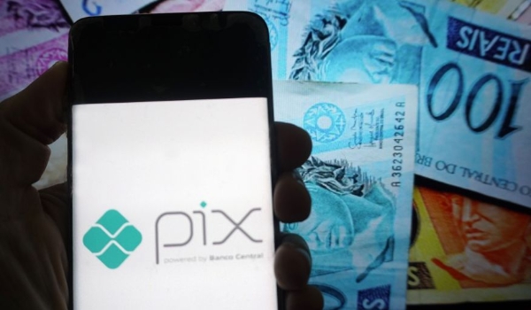 Mais de 1,7 milhão de golpes com Pix foram aplicados em 2022, mostra levantamento