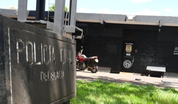 Criança denuncia ter sido abusada em escola e pais procuram a polícia