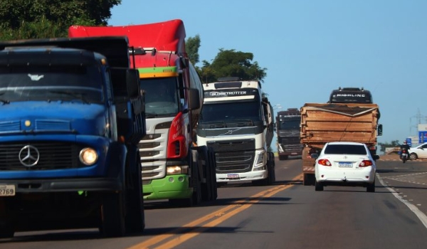 Vai pegar a estrada? Confira dicas para quem vai viajar de carro no feriado