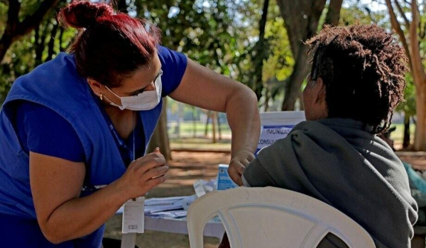 MS terá 7 profissionais do Mais Médicos em consultórios nas ruas e presídios