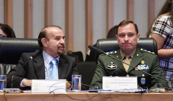 Defesa de Mauro Cid pede liberdade provisória ao STF