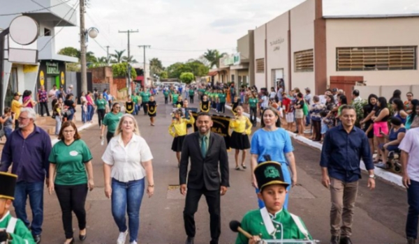 Desfile 7 de setembro em Antônio João foi um sucesso