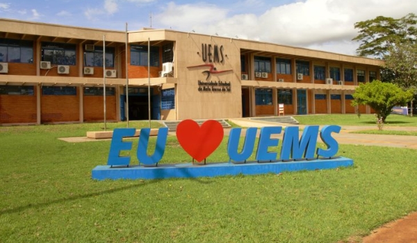 Vestibular da UEMS com 811 vagas em 38 cursos continua com as inscrições abertas