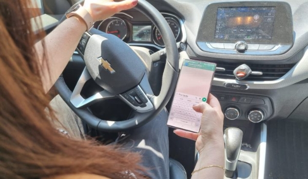 Impacto do uso de celulares no trânsito é tema de pesquisa financiada pela Fundect