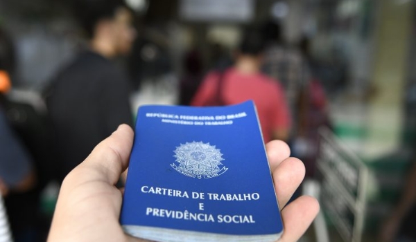 Funtrab oferta 4.883 vagas; confira a lista