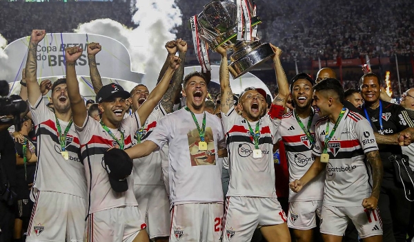 São Paulo segura o Fla e conquista título inédito da Copa do Brasil