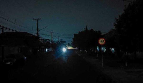 Em MS, bairros de 3 cidades continuam com fornecimento de luz instável