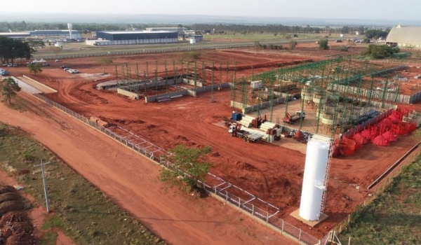 Cooperativa lança obra da indústria de amendoim e soja que deve operar no próximo ano em MS