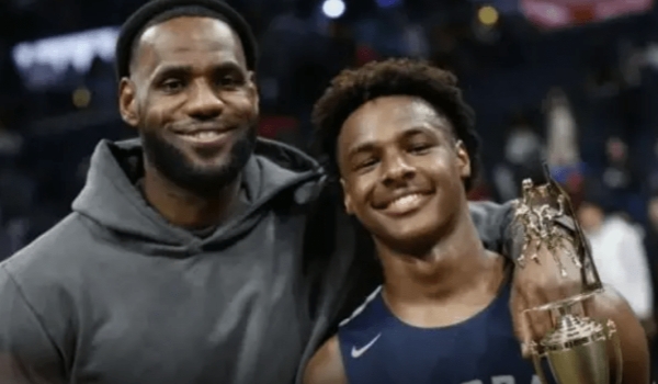 Basquete: LeBron James garante filho em quadra após parada cardíaca