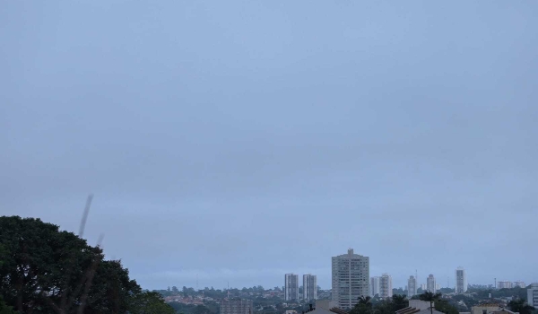 Semana de feriadão começa com dia nublado e máxima de 35ºC